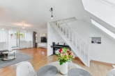 Esszimmer - Zwei Ebenen. Ein Lieblingsort – Maisonette in ruhiger Lage