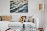 Wohnzimmer - Neubau zum Abheben – Direkter Wasserzugang, Wärmepumpe und Energieklasse A+