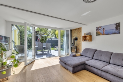 Komplett modernisiert – Wohnen, wie es sein soll, 22547 Hamburg, Bungalow
